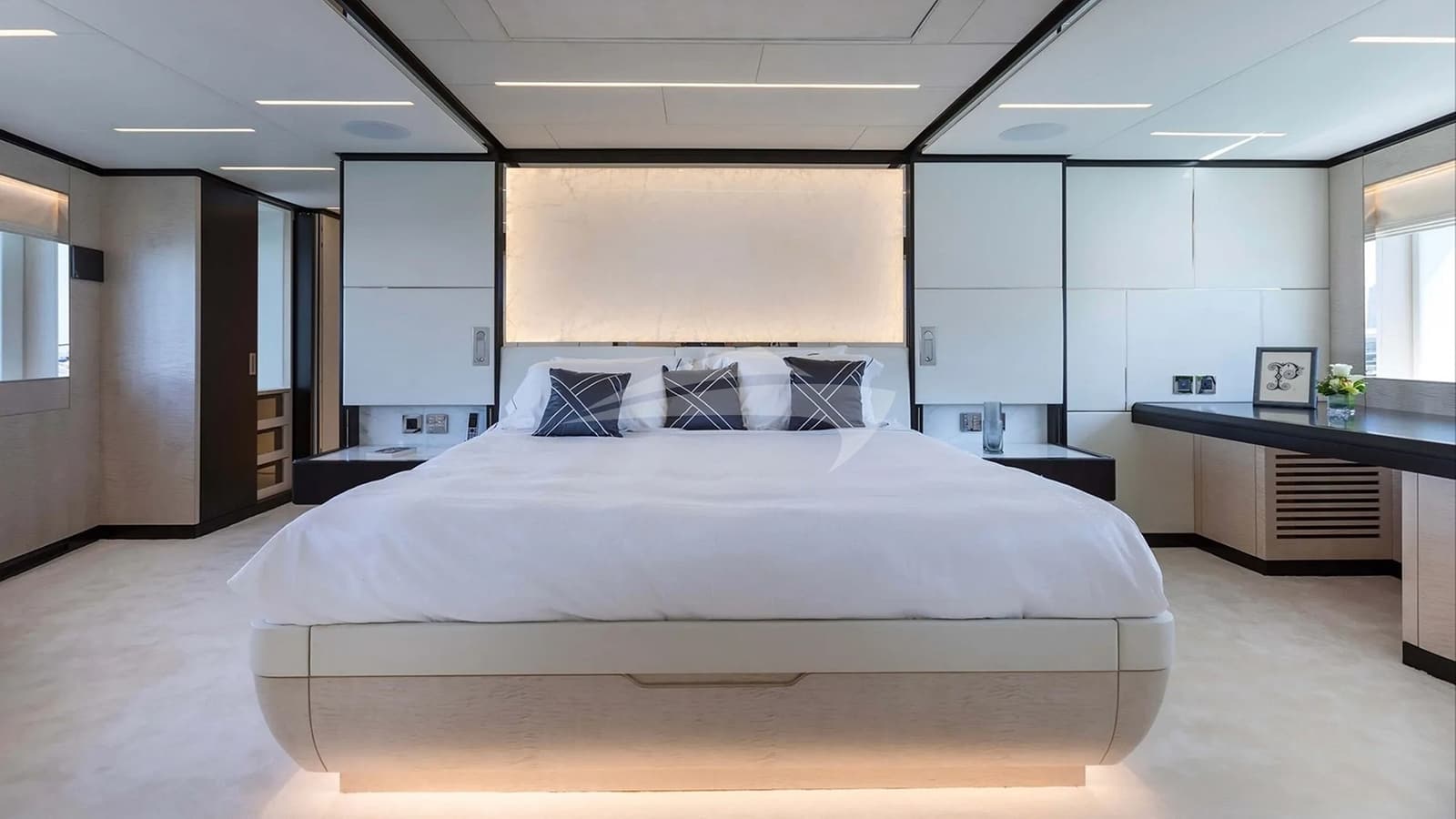 ROCKET ONE, photo from the yacht portfolio 9