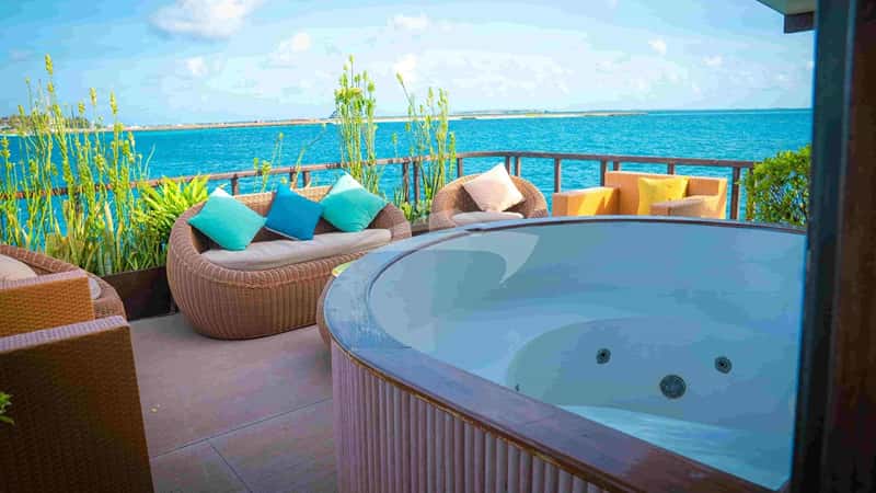 ATOLL VILLA 23m motor yacht charter, photo 10