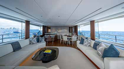 R&R 29m motor yacht charter, photo 8