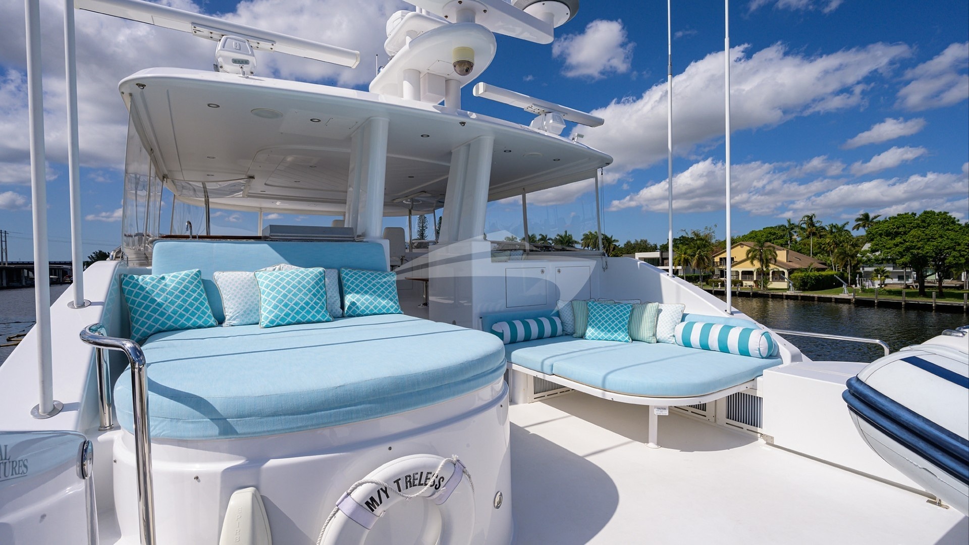 Flybridge Jacuzzi