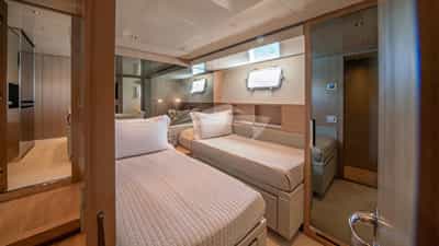 Twin Cabin