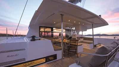 Cockpit dining area