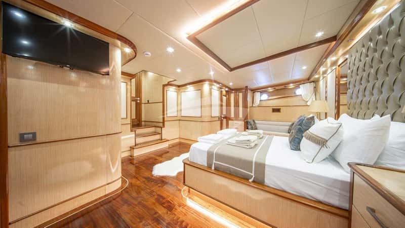 KAAN AYAZ 38m motor yacht charter, photo 9