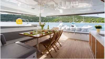 Deck Dining