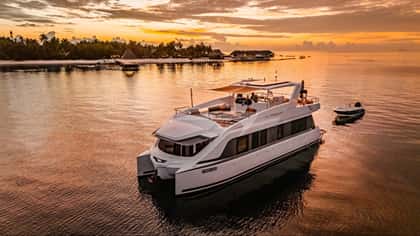 OVER REEF 17m motor yacht charter, photo 13