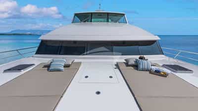 Foredeck Loungers