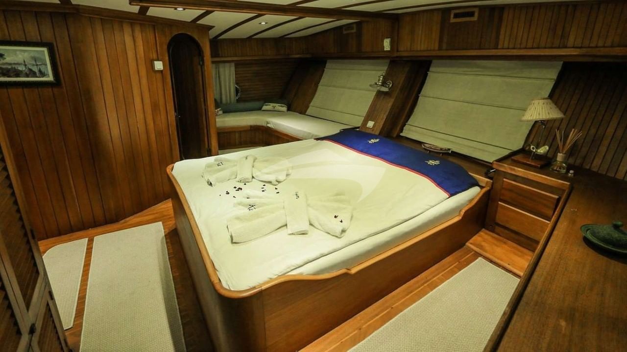 Double Cabin