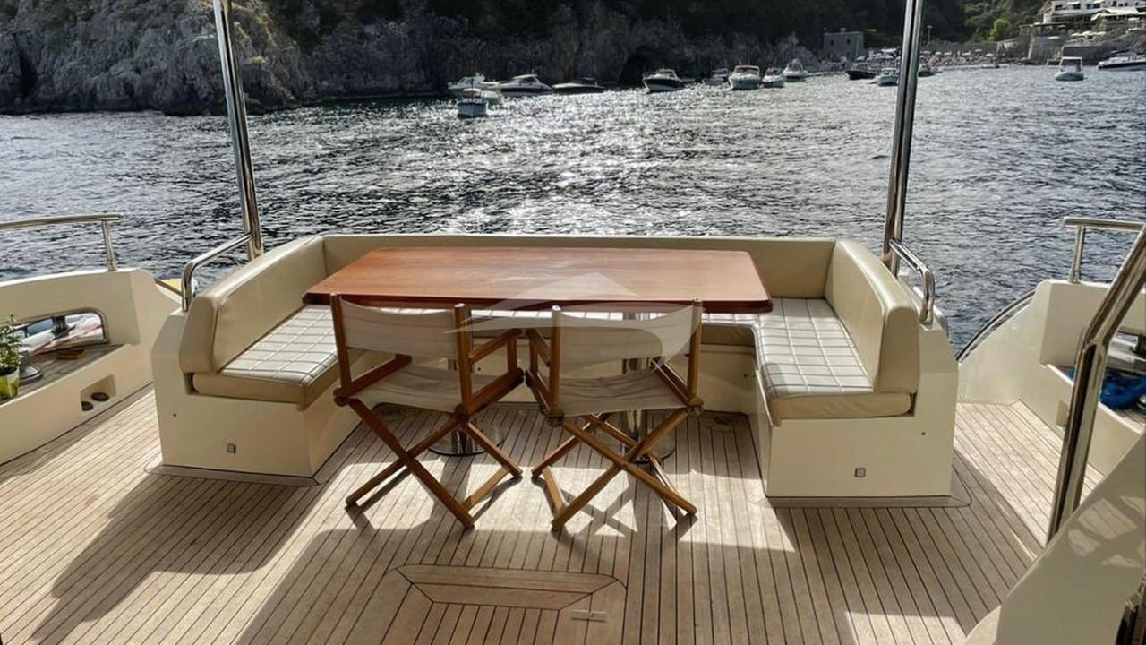 Flybridge Seating