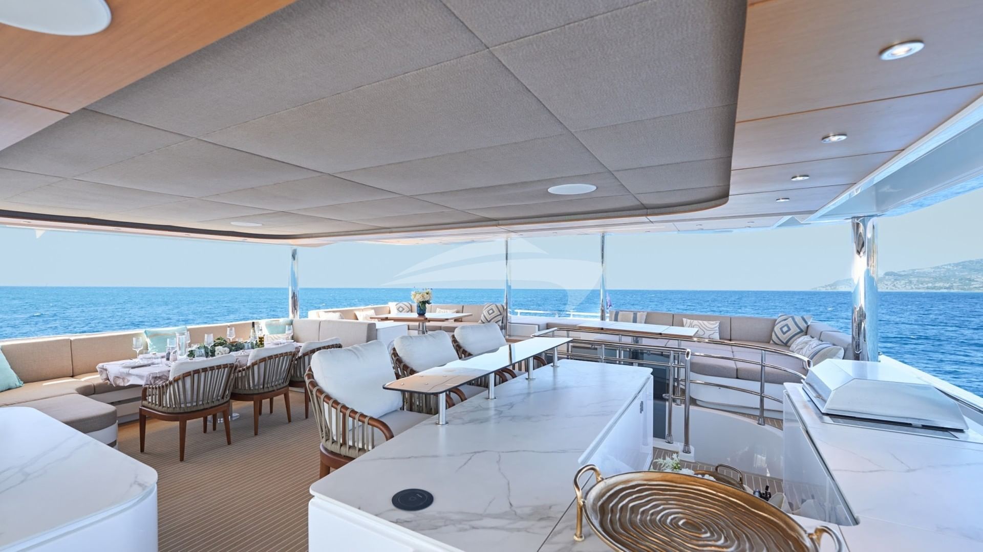 ATRAVERSIA flybridge bar