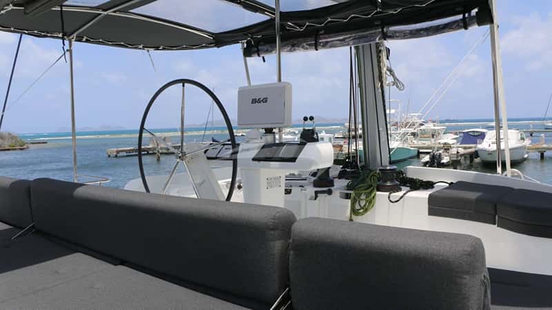 BLUE OCTANE 16m sailing yacht charter, photo 4