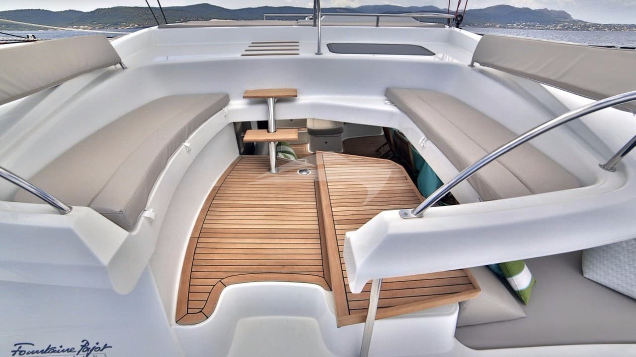 WORLD'S END, photo from the yacht portfolio 2