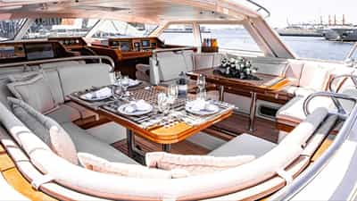 Deck Dining