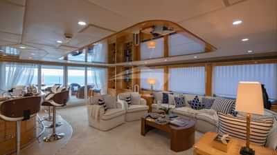 Main deck saloon and bar