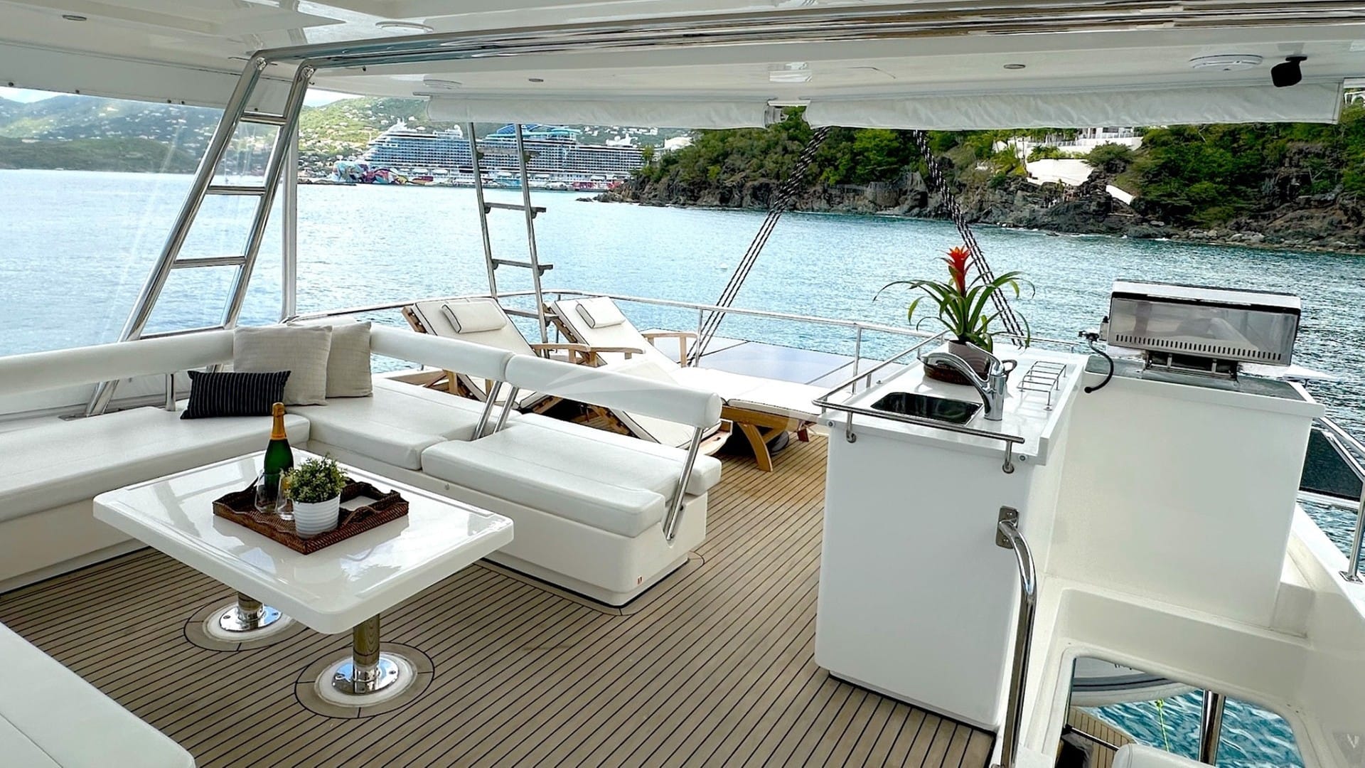 A spacious flybridge area
