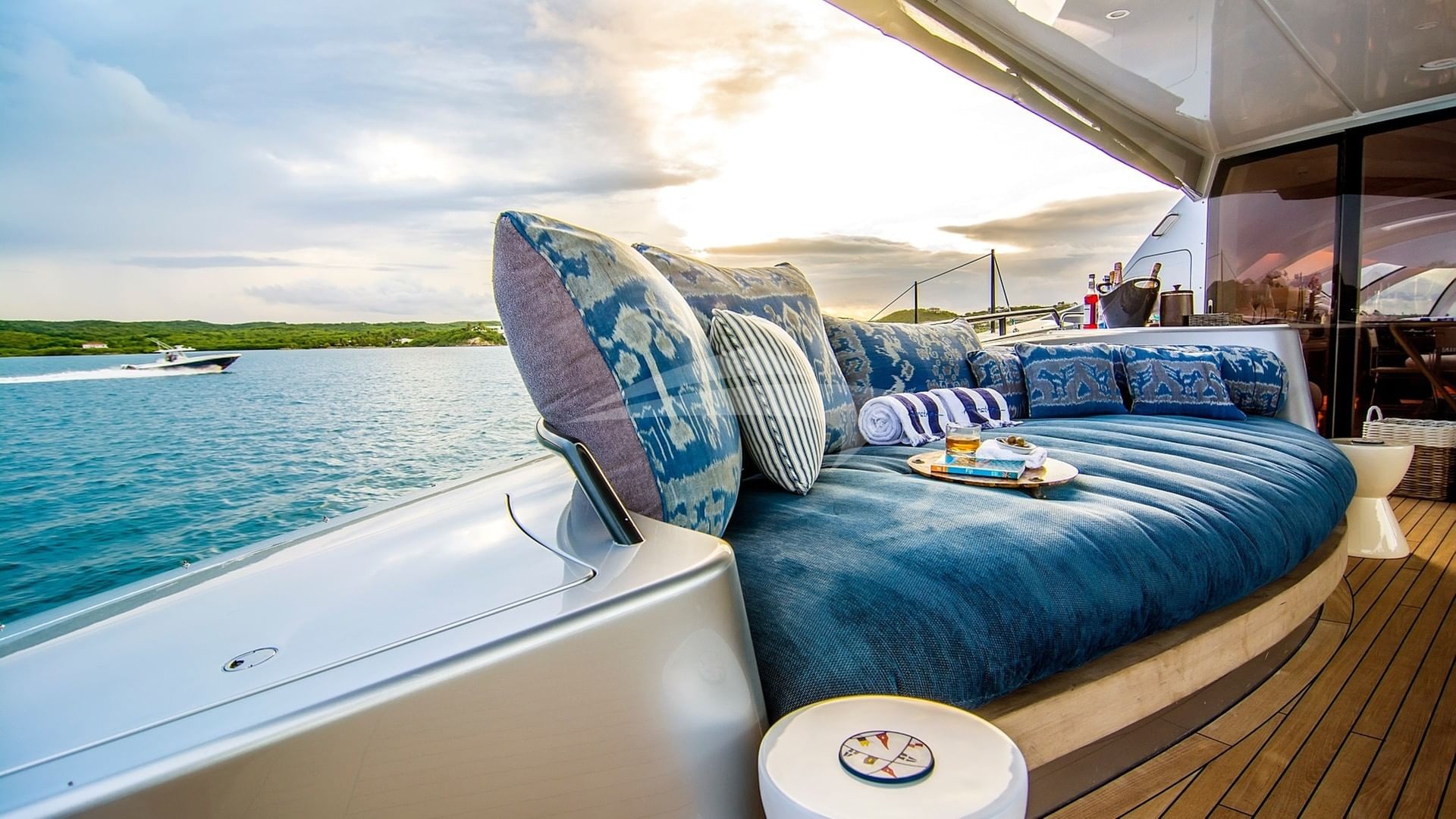 Adastra Outside sofa