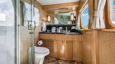 Main Deck Queen Ensuite