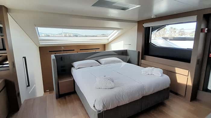 REGINE 29m motor yacht charter, photo 4