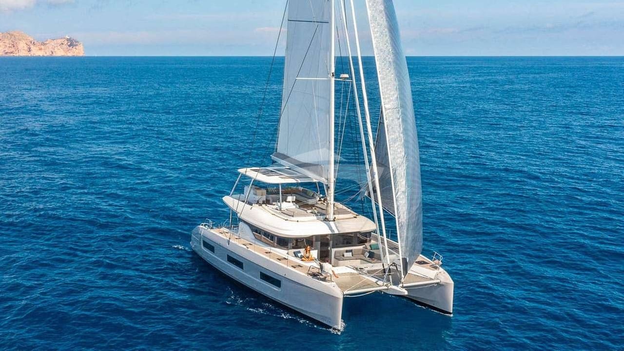 Vela Bianca East Mediterranean, West Mediterranean