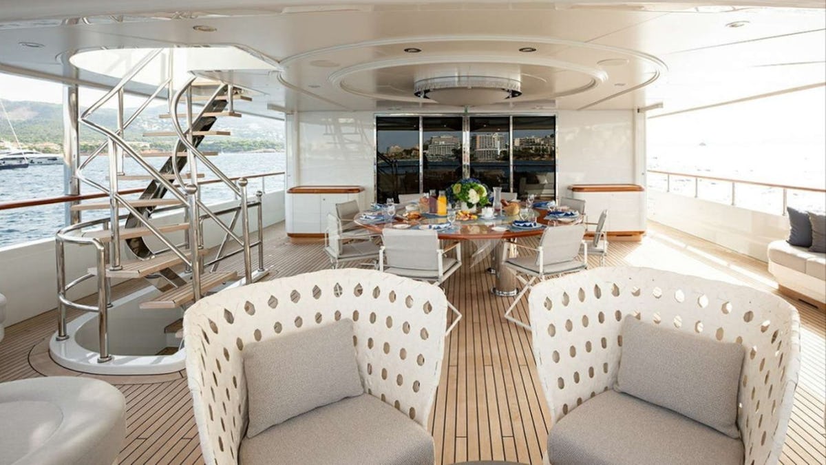 Aft Deck Dining