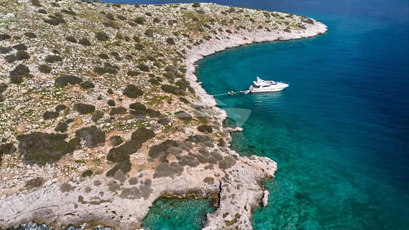 LADY L 20m motor yacht charter, photo 7
