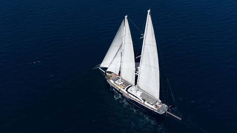 UBI BENE 44m sailing yacht charter, photo 2