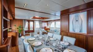 Main saloon fine dining