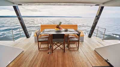 Cockpit dining area