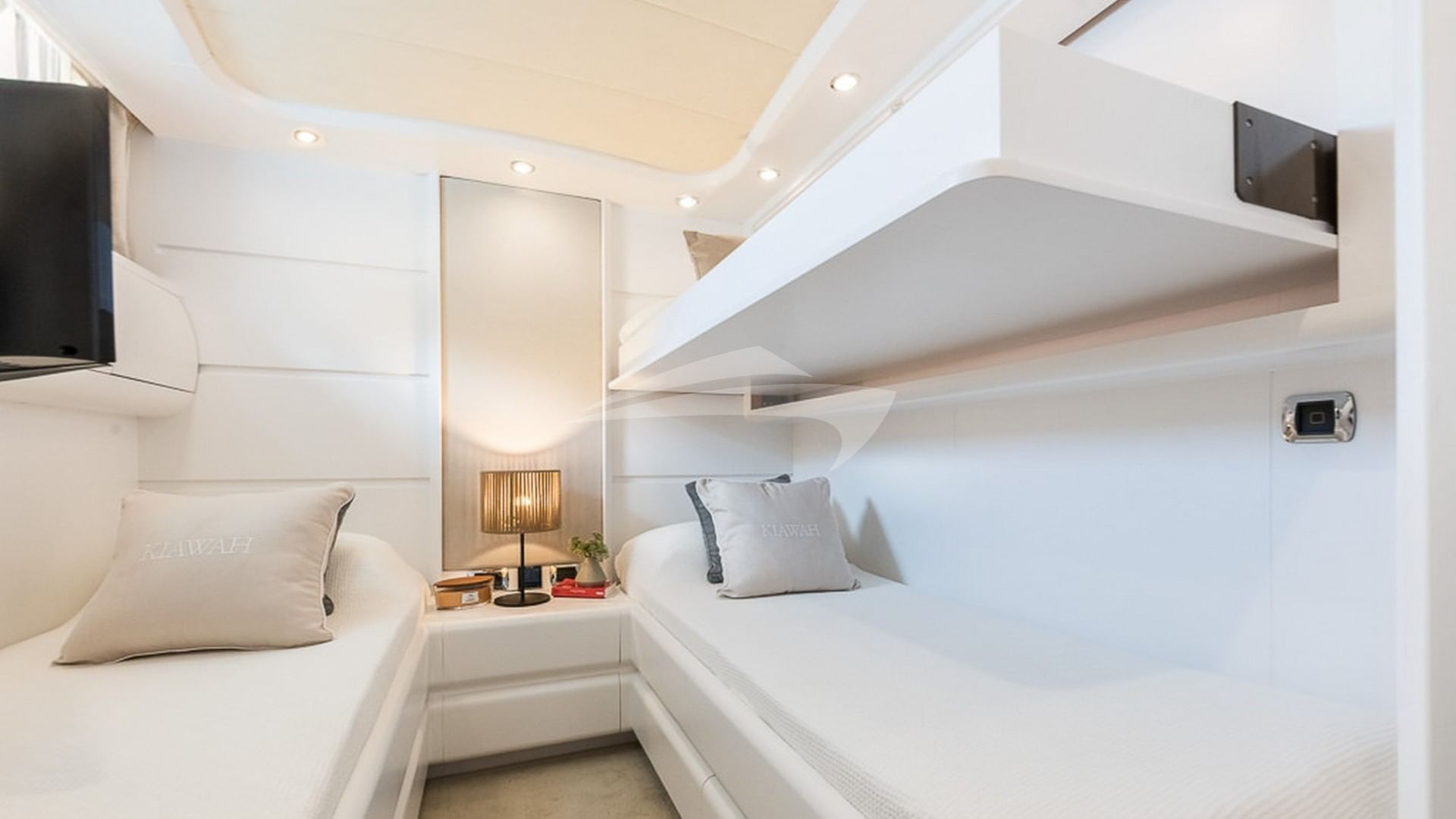 Triple Cabin with Pullman