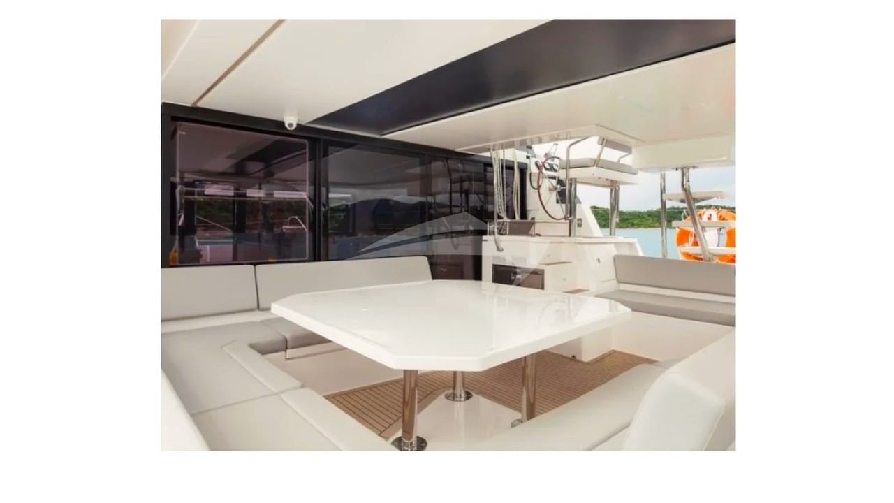 Cockpit seating area