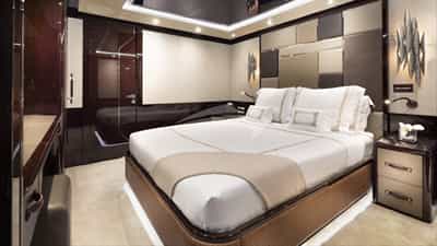 Guest cabin