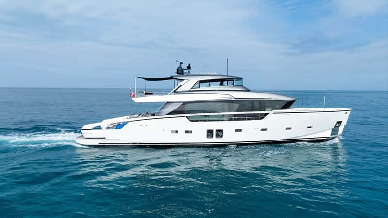 MAVE 27m motor yacht charter