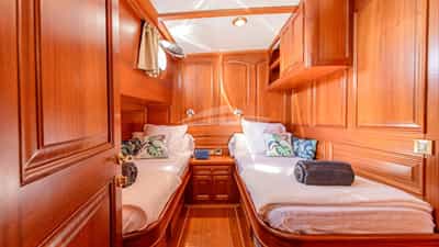 Twin Cabin
