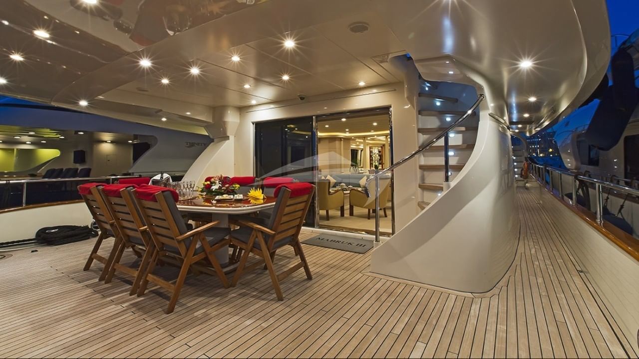 Aft Deck Dining