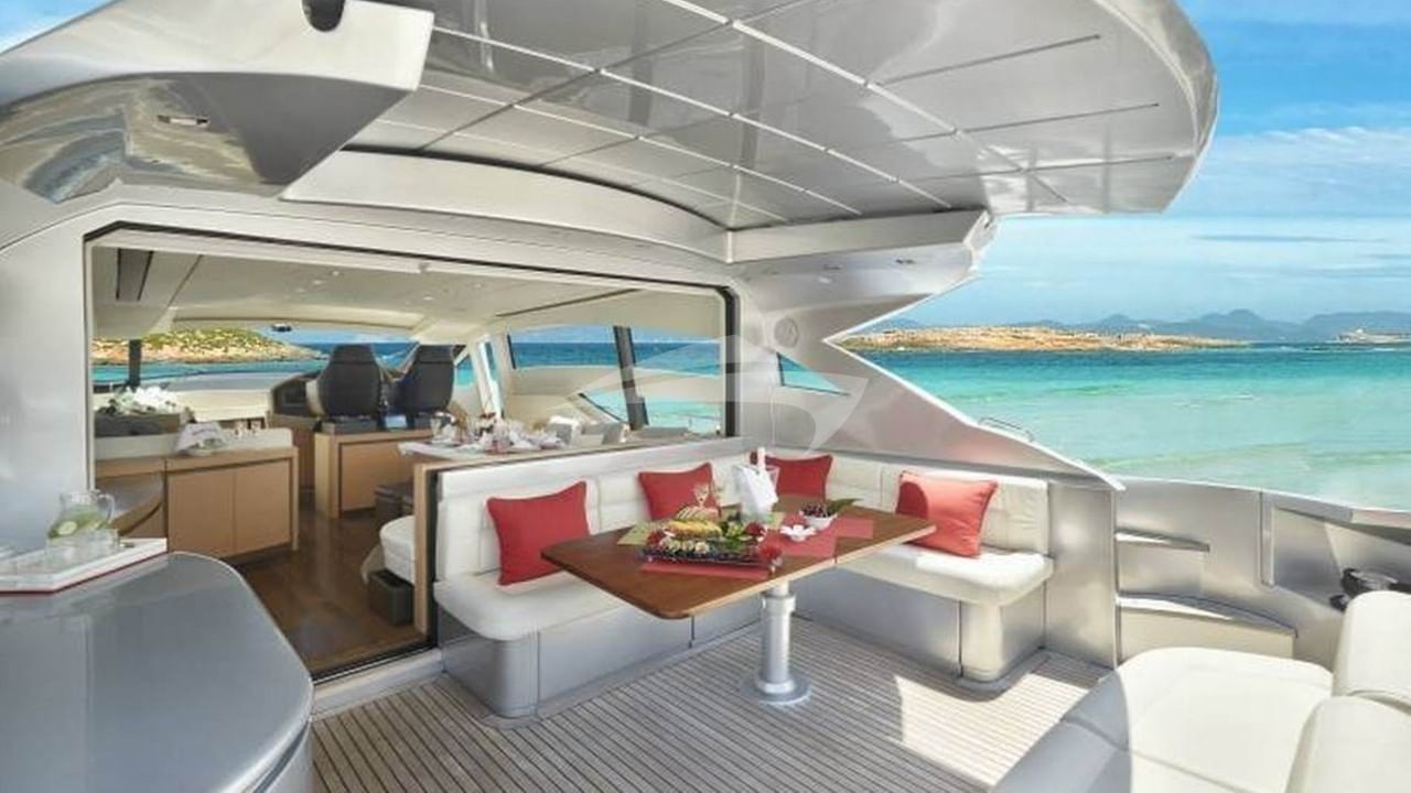 Aft Deck Dining