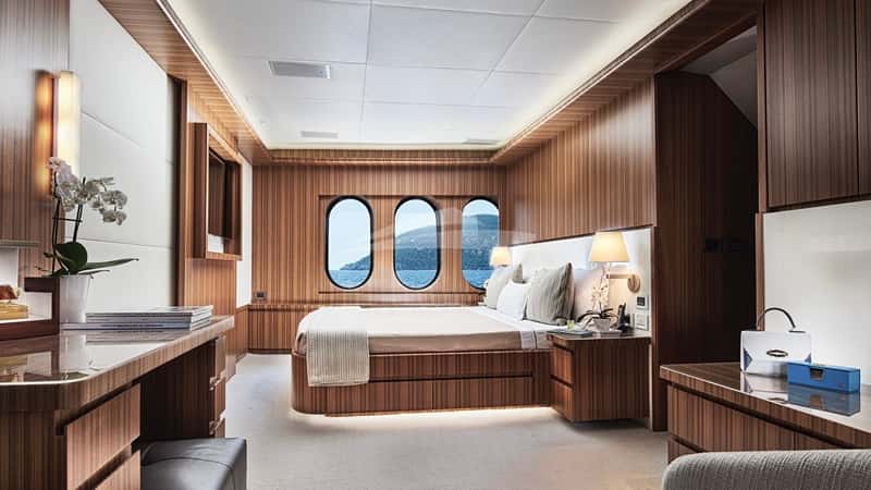 SEA SHELL 34m motor yacht charter, photo 10