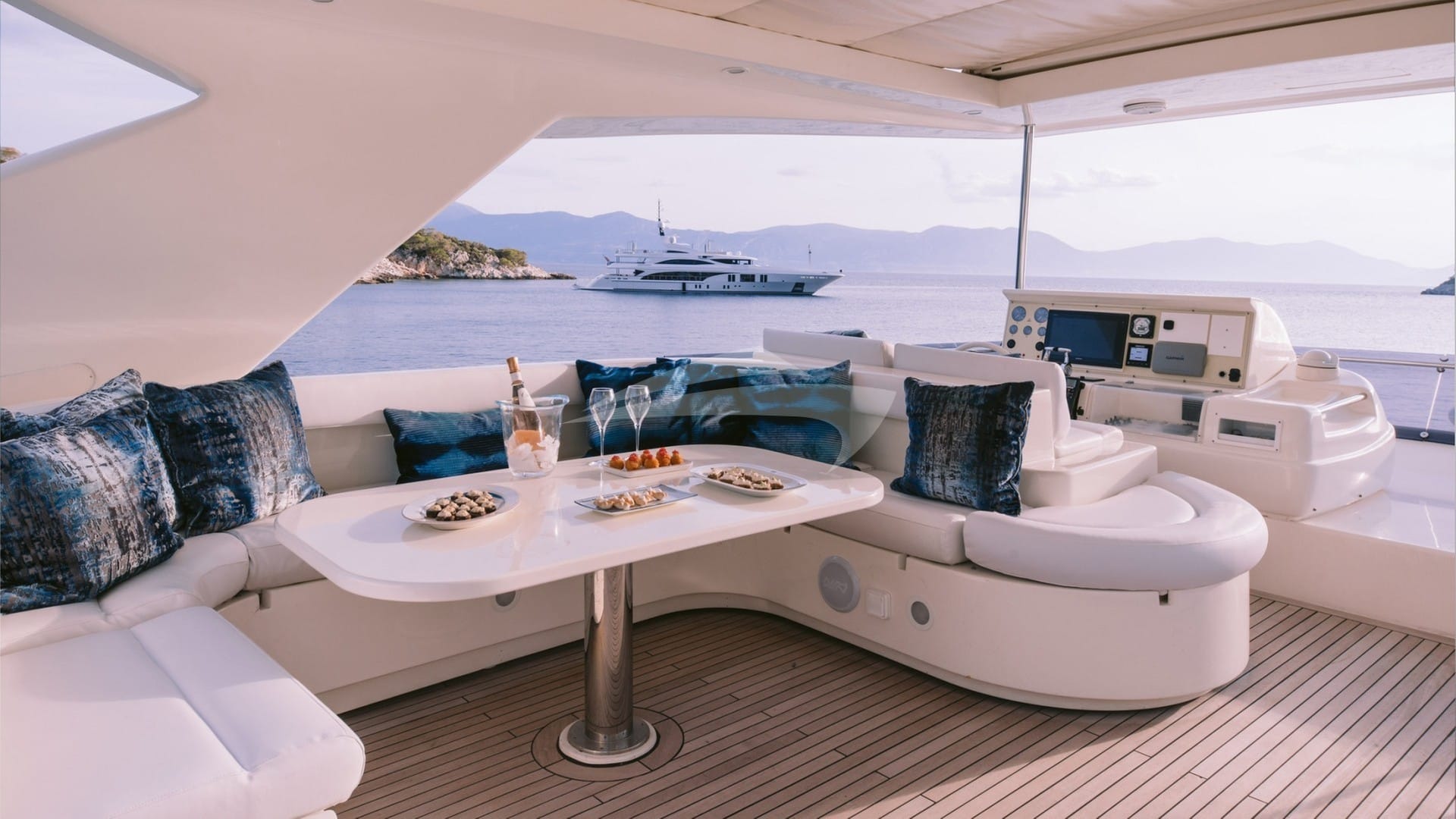 Sundeck Seating