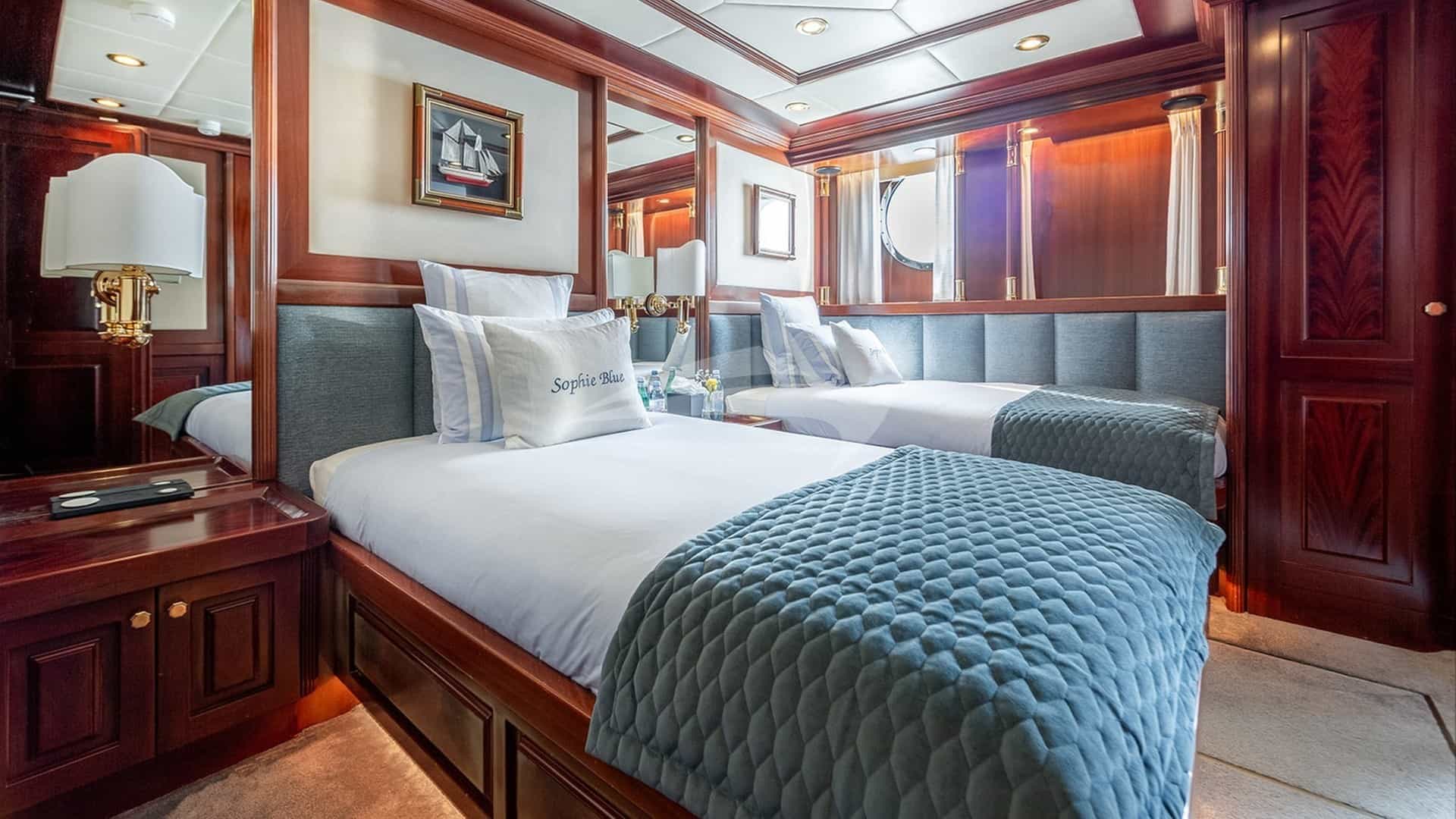Twin Cabin
