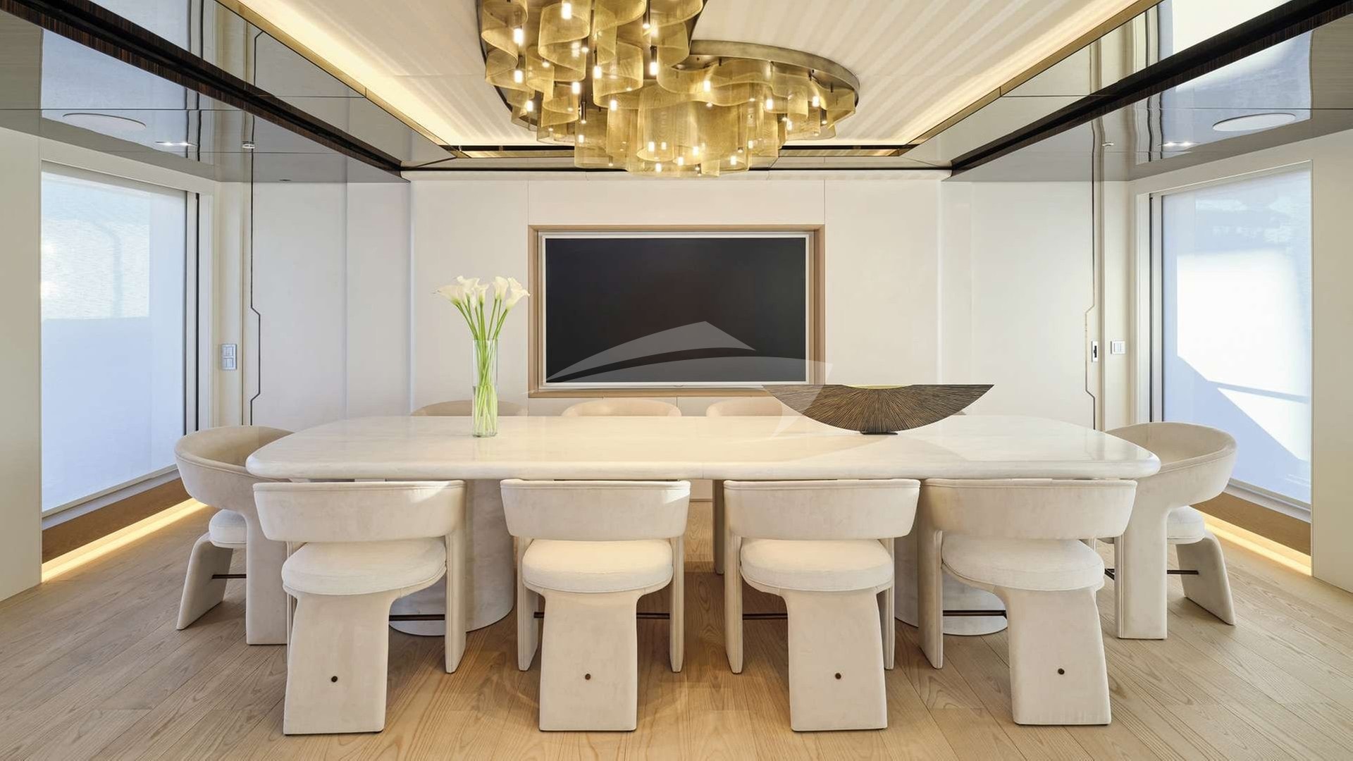 Main Deck Dining