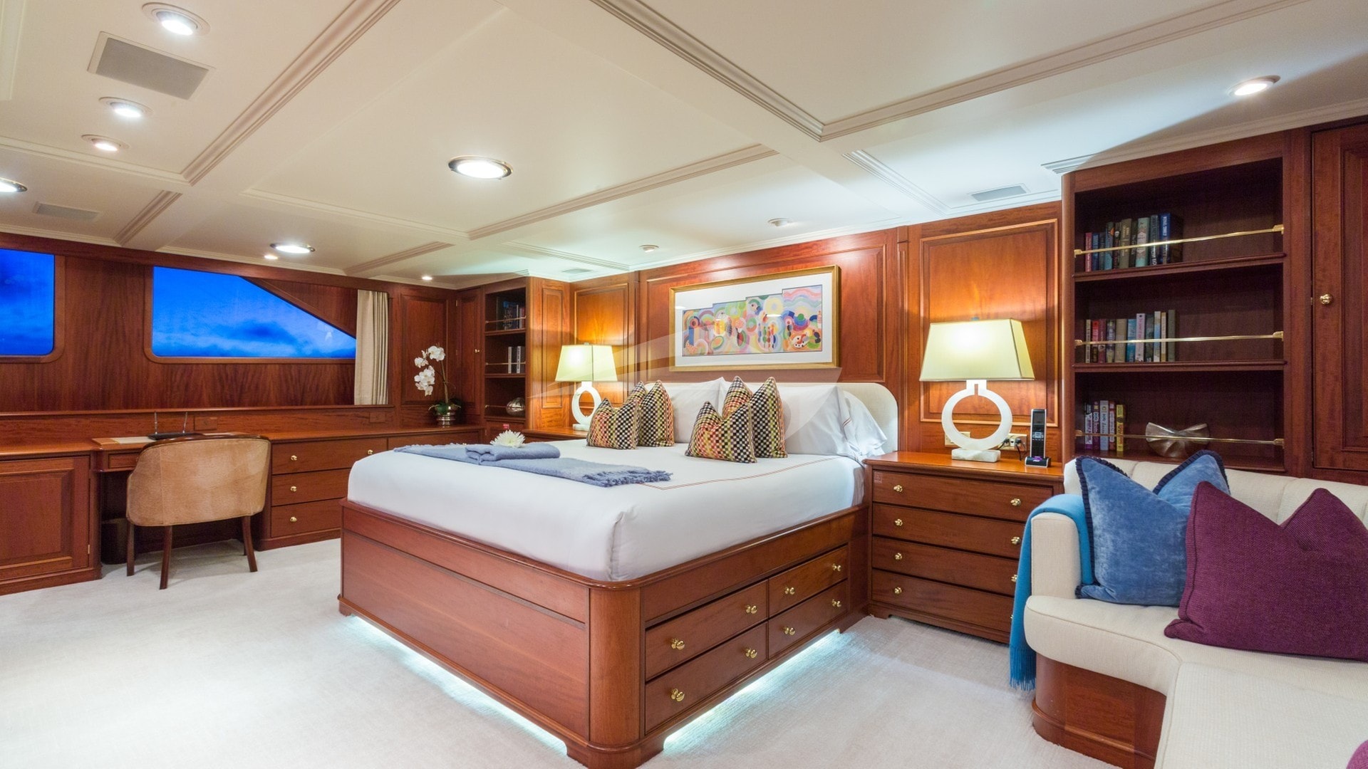 Lady J Master Stateroom