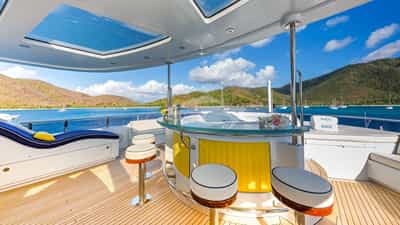 Sundeck Bar