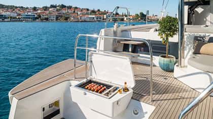 DIAMOND DIVA 20m sailing yacht charter, photo 12
