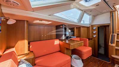Nav Station in Salon