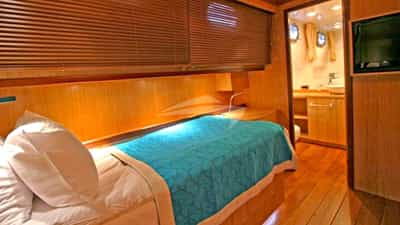 Twin Cabin