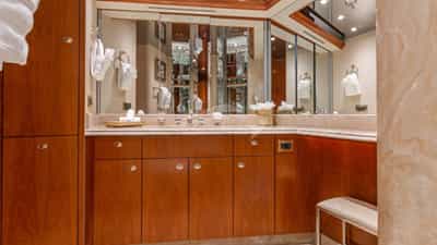 Owner's Bath