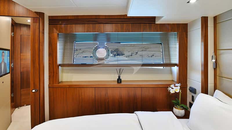 GRACE XI 23m motor yacht charter, photo 7