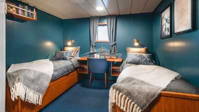 Twin Cabin