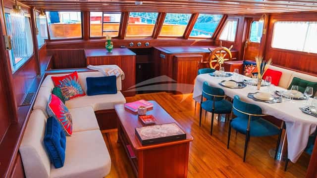 EYLUL 17 yacht charter photo 2