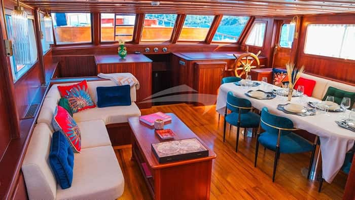 EYLUL 17 28m sailing yacht charter, photo 3