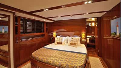 VIP Cabin