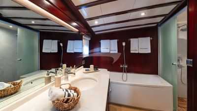 Aft Master Cabin Bathroom